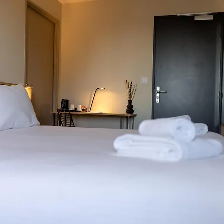 Ξενοδοχείο Logis & Restaurant Le Bocage