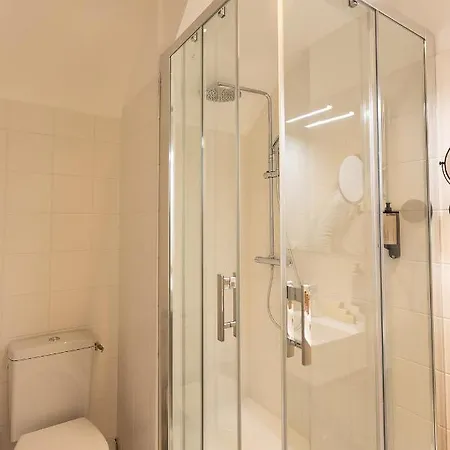 Logis & Restaurant Le Bocage Hotel Franqueville-Saint-Pierre