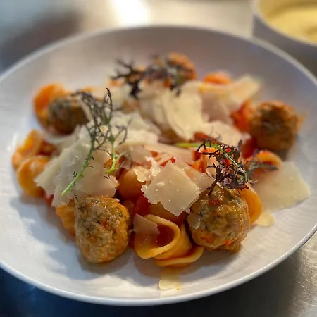 Logis & Restaurant Le Bocage מלון