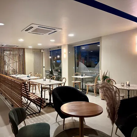 酒店 Logis & Restaurant Le Bocage 弗兰奎维尔-圣皮尔