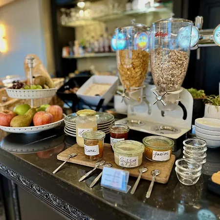 Logis & Restaurant Le Bocage 酒店 3*