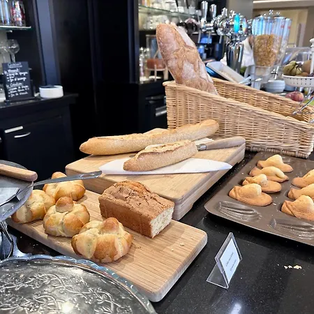 Logis & Restaurant Le Bocage Hotel