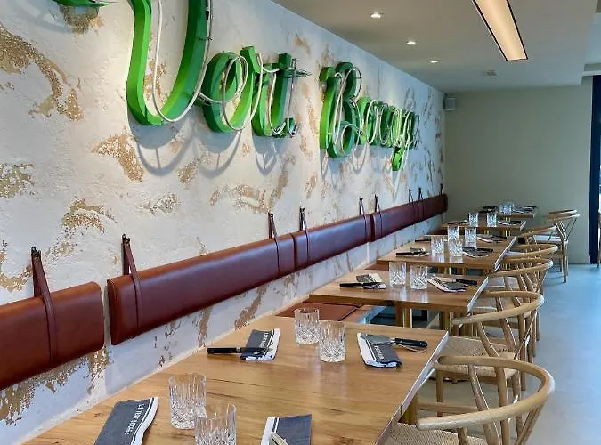 Hotel Logis & Restaurant Le Bocage