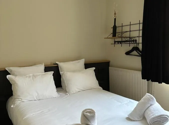 Hotel Logis & Restaurant Le Bocage