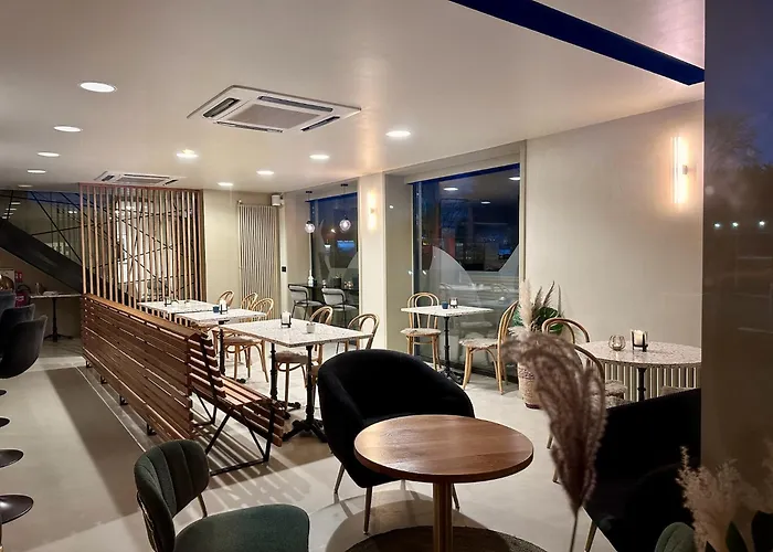 Hotel Logis & Restaurant Le Bocage Franqueville-Saint-Pierre