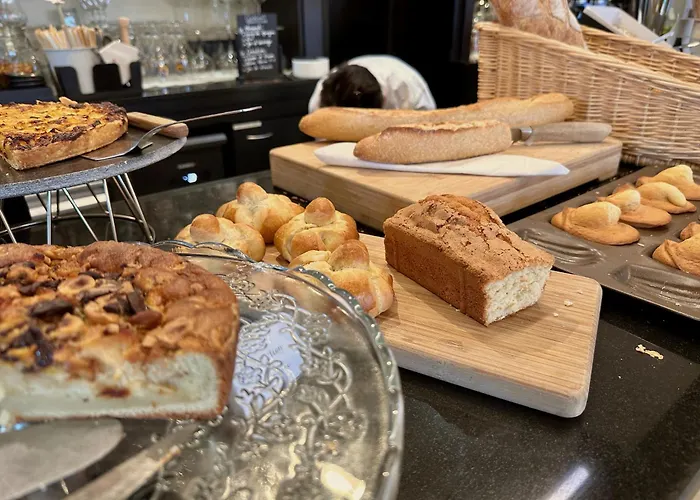 Logis & Restaurant Le Bocage Hotel Franqueville-Saint-Pierre